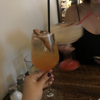 Maggies Town Tavern - Cocktails - Bars Near Me - Wayne, New Jersey