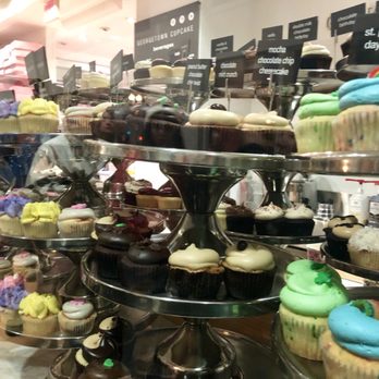 Georgetown Cupcake - Cupcakes Near Me - Washington, DC, District of Columbia