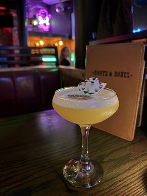 BOOTS & BONES by null