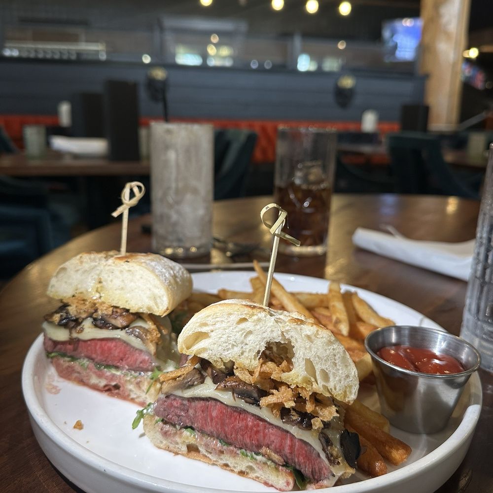 Toast Kitchen & Bar - Steak sandwich - Breakfast & Brunch Near Me - Brea, California Toast Kitchen & Bar - Steak sandwich - Breakfast & Brunch Near Me - Brea, California
