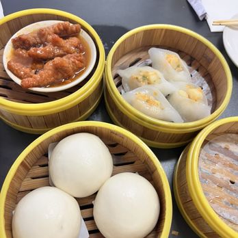 Kung Fu Dim Sum - Chicken Feet-, Custard Buns-, Scallop Seafood Dumplings- - Dim Sum Near Me - Fremont, California Kung Fu Dim Sum - Chicken Feet-, Custard Buns-, Scallop Seafood Dumplings- - Dim Sum Near Me - Fremont, California