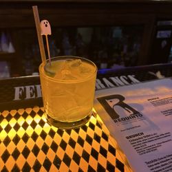 Linger Longer Lounge - Boo