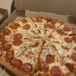 Godfather's Pizza - Sooo good!!