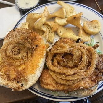 Five Sisters Blues Cafe - Spicy Chicken Sandwich with French Fries - Southern Near Me - Pensacola, Florida