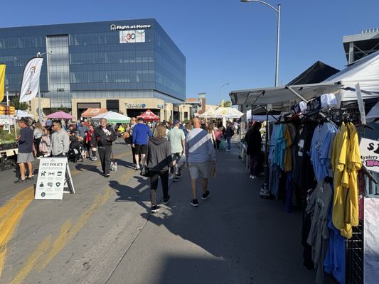 Omaha Farmers Market: Aksarben Village by null