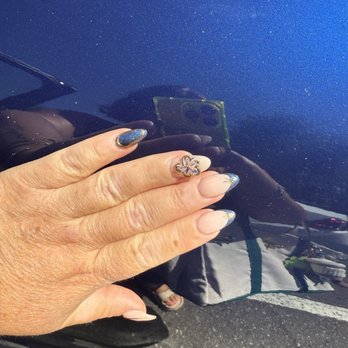 Adore Nail Lounge - Nail Salons Near Me - Livermore, California