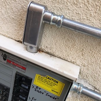 Faraday Electric - Unsealed cutout at the top of an electrical panel has allowed  rains leaking into the panel. - Electricians Near Me