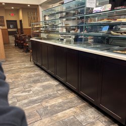Phil's Pizza II - Interior