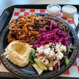 Beef and chicken plate