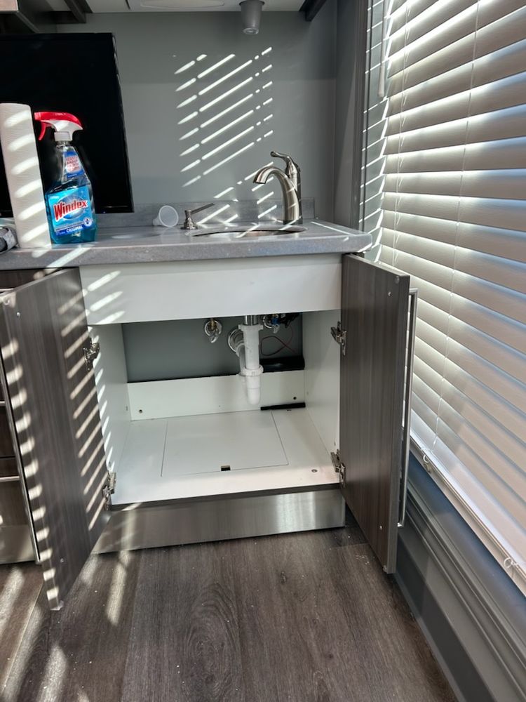 Slide of Vanhoose Plumbing