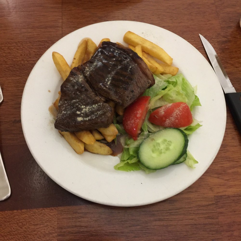 The Gladstone Hotel - $5 Rump Steak - Hotels Near Me - Toowoomba, QLD