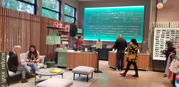 Bloomie's by Bloomingdale's by null