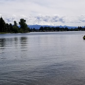 Lake Tapps Park - A great day to go to Lake Tapps. We got a good view of Mount Rainier. - Parks Near Me - Bonney Lake, Washington