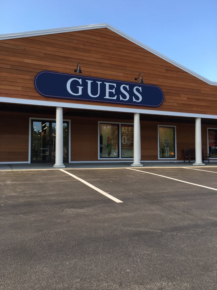 LOG JAM OUTLET CENTER Updated September 2024 14 Photos 1484 U S 9