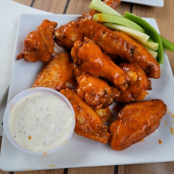Appetites On Main - Hot Buffalo wings - Sports Bars Near Me - Exton, Pennsylvania Appetites On Main - Hot Buffalo wings - Sports Bars Near Me - Exton, Pennsylvania
