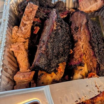 Fikscue Craft BBQ - Barbeque Near Me - Alameda, California