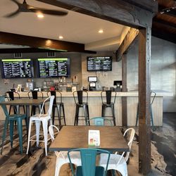 Pure Burger Bar - Interior
