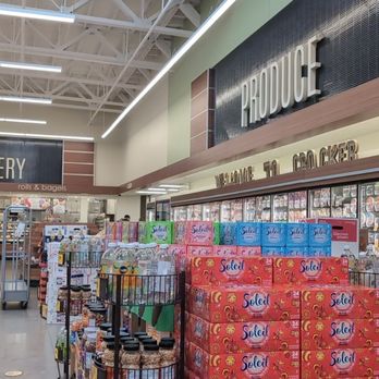 Safeway - Looking at the bakery and produce - Grocery Near Me - Sacramento, California Safeway - Looking at the bakery and produce - Grocery Near Me - Sacramento, California