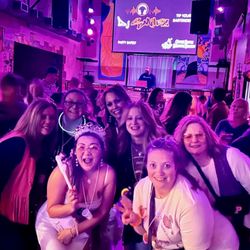 OBX Party Bus - OBX Brewing great music for our final stop!