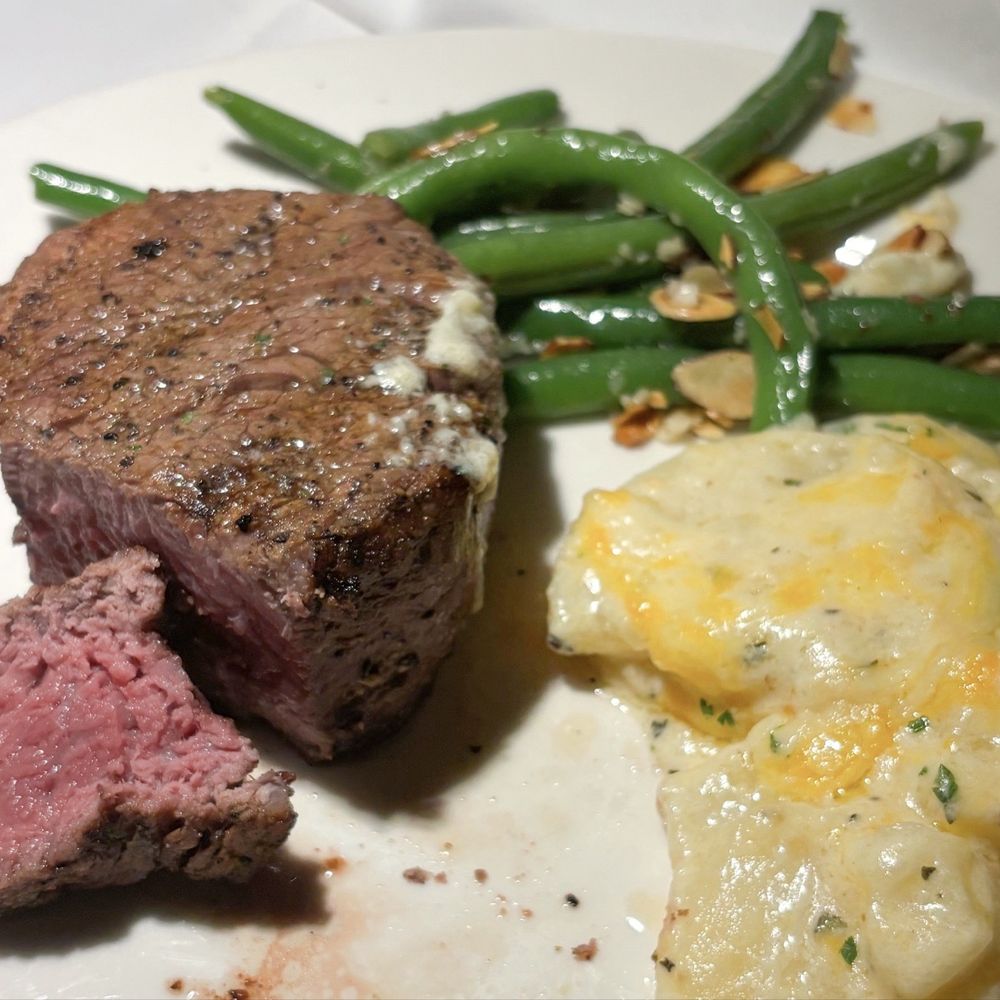 III Forks - Filet with 6 cheese scalloped potatoes and green bean almandine - Steakhouses Near Me - Frisco, Texas