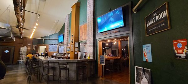 The Public House at The Alexander by null