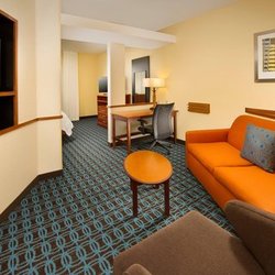 Fairfield by Marriott Inn & Suites Marshall