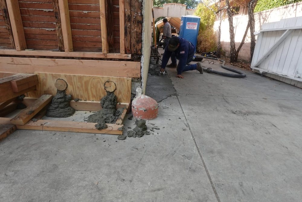 Slide of Ontrack Roofing & Construction