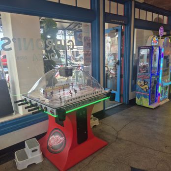 Gibroni's Pizza - Pizza Near Me - San Clemente, California