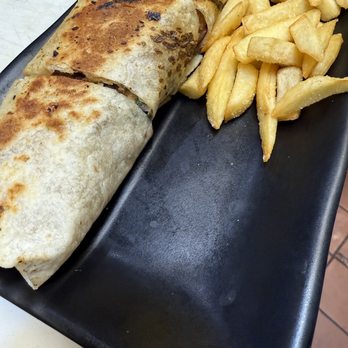 Shawarma Taki - Food Trucks Near Me Shawarma Taki - Food Trucks Near Me