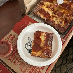 Jet's Pizza - Beautiful!
