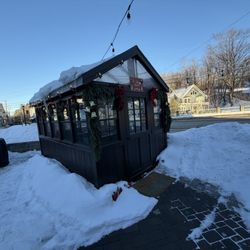 The Square - The Square "Chalet"