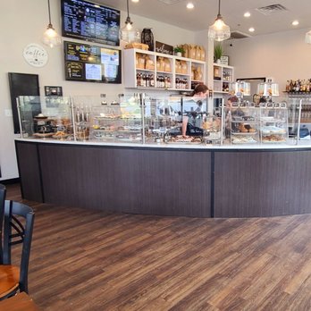 Decadent A Coffee and Dessert Bar - Whoa, so many options !! - Wine Bars Near Me - Fulton, Maryland