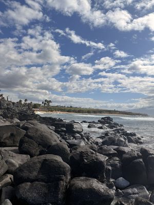 Ho'okipa Beach Park by null