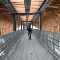 Bekkestua T-banestasjon
