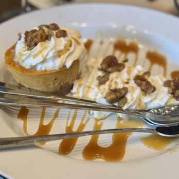 Batch & Brine - Pumpkin Praline Cheesecake is definitely not too sweet. - Burgers Near Me - Lafayette, California