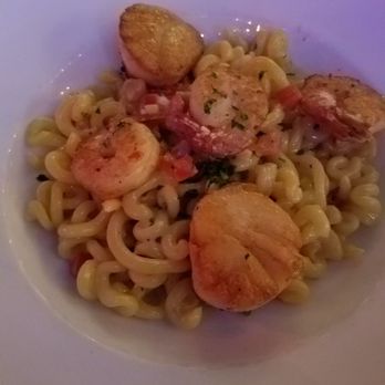 Zeppole - Corkscrew pasta with shrimp and scallops - Italian Near Me - Grapevine, Texas
