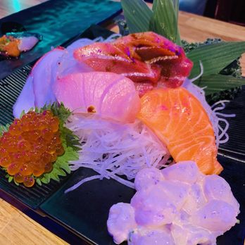 Sushi Damu - Salmon egg, Yellowtail Sashimi, Bluefin Tuna Sashimi, Salmon Sashimisashimi, Scallop Sashimi - Sushi Bars Near Me - Tustin, California Sushi Damu - Salmon egg, Yellowtail Sashimi, Bluefin Tuna Sashimi, Salmon Sashimisashimi, Scallop Sashimi - Sushi Bars Near Me - Tustin, California