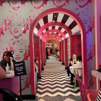Serendipity 3 - Times Square - Seating Room - American Near Me - New York, New York Serendipity 3 - Times Square - Seating Room - American Near Me - New York, New York