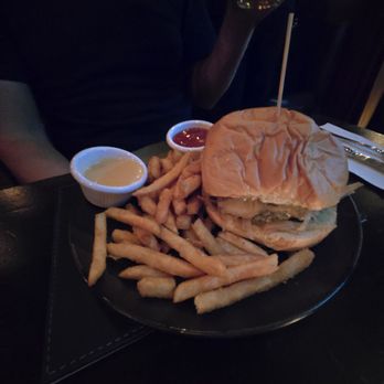 Carpe Diem Pub & Restaurant - Gorgonzola burger - Irish Near Me - Hoboken, New Jersey Carpe Diem Pub & Restaurant - Gorgonzola burger - Irish Near Me - Hoboken, New Jersey