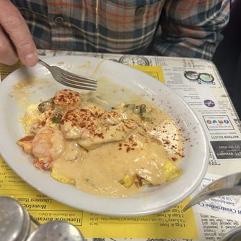 Roxy Cafe - Key West Omellette -shrimp, fish, peppers delicious sauce and of course eggs - may not be available all of the time as it was a special - Breakfast & Brunch Near Me - Jackson, Michigan