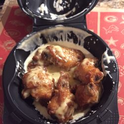Pizza Hut - Garlic parm my go too!!!