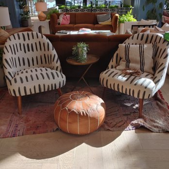 Daydreamer Coffee - Cafes Near Me - Austin, Texas