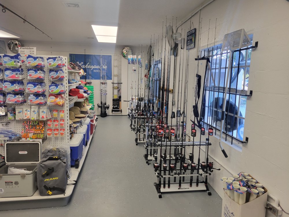 SURVIVORS ISLAND BAIT & TACKLE Updated October 2024 11 Photos 28