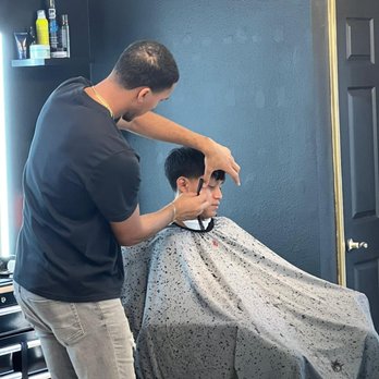 Imperial Barbershop - Barbers Near Me - Englewood, Florida Imperial Barbershop - Barbers Near Me - Englewood, Florida