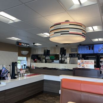 Dunkin' - Both restaurants - Donuts Near Me - Bridgeton, Missouri