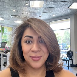 Just the starter blow out before the updo. Just the starter blow out before the updo.