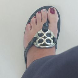 J&J Nail Spa