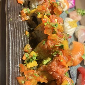Japanese Castle Sushi & Roll - Paramount - Sushi Bars Near Me - Paramount, California Japanese Castle Sushi & Roll - Paramount - Sushi Bars Near Me - Paramount, California