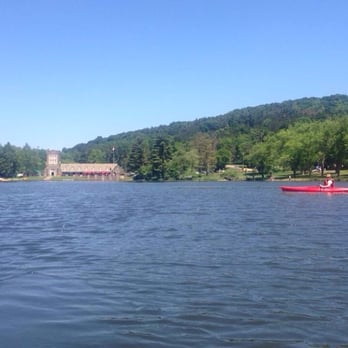 North Park - Beautiful day kayaking - Parks Near Me - Allison Park, Pennsylvania North Park - Beautiful day kayaking - Parks Near Me - Allison Park, Pennsylvania