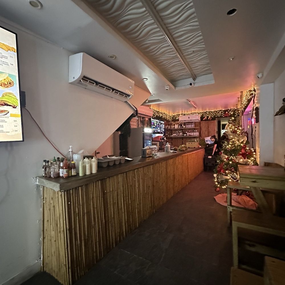 Los Chamos Arepas - Puerto Rican Near Me - San Juan, Puerto Rico Los Chamos Arepas - Puerto Rican Near Me - San Juan, Puerto Rico